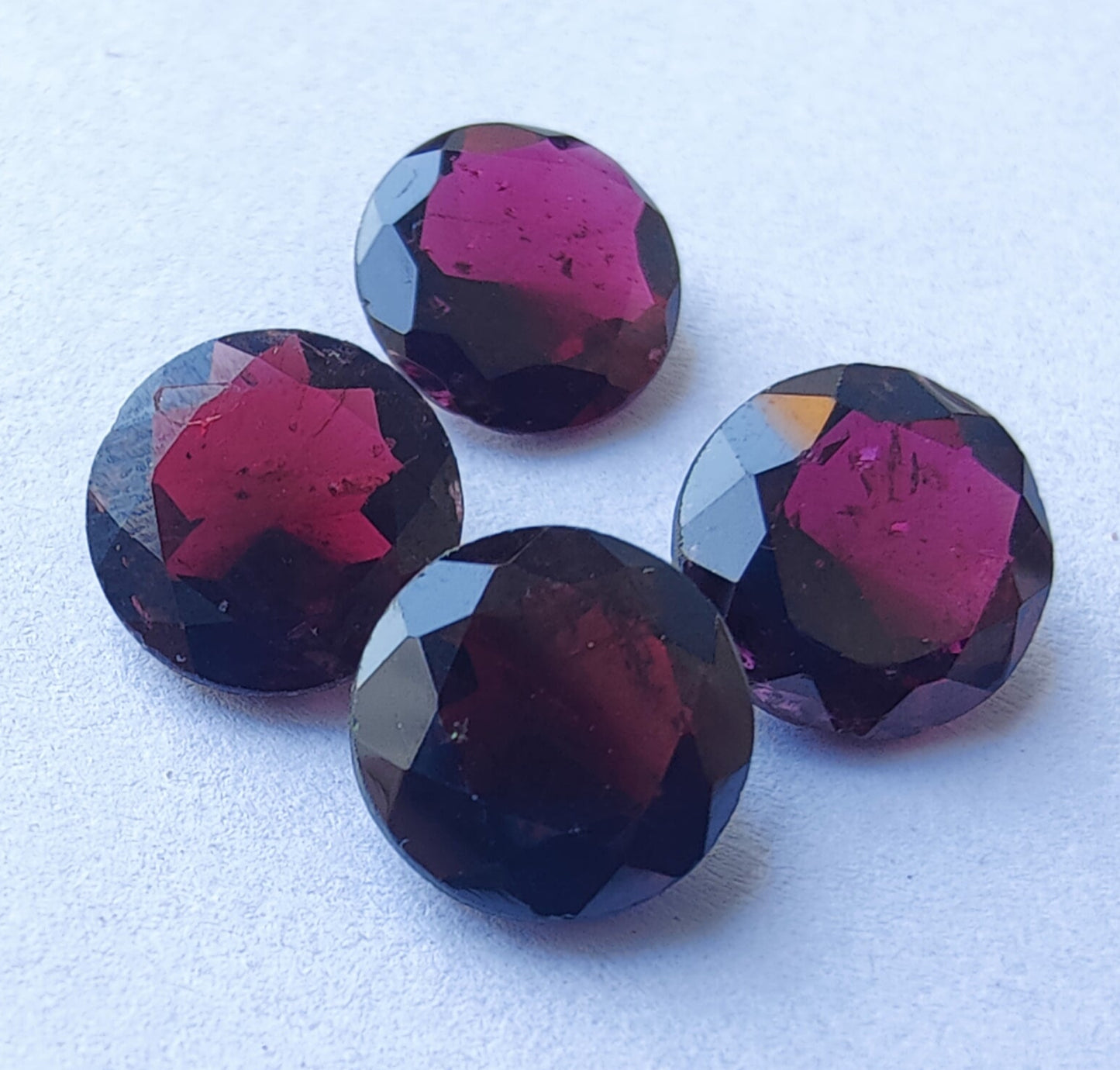 AAA+ Quality Natural Garnet Round Shape Faceted Cut Calibrated Wholesale Gemstones, Custom Sizes Available