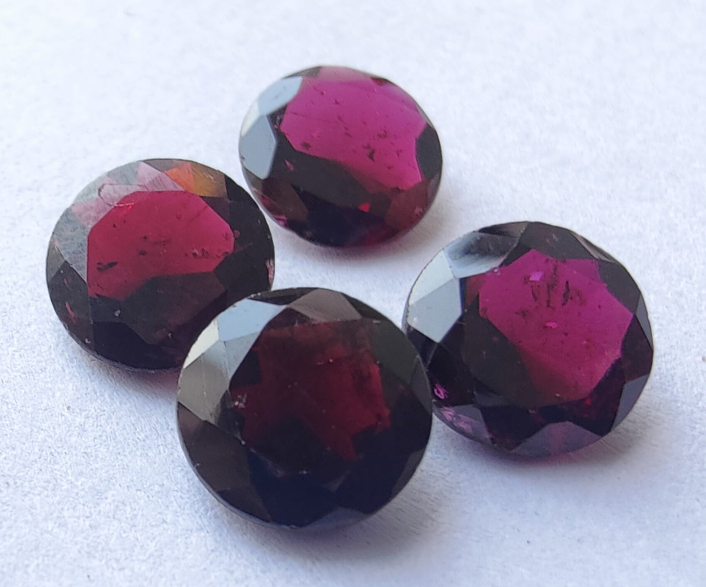 AAA+ Quality Natural Garnet Round Shape Faceted Cut Calibrated Wholesale Gemstones, Custom Sizes Available