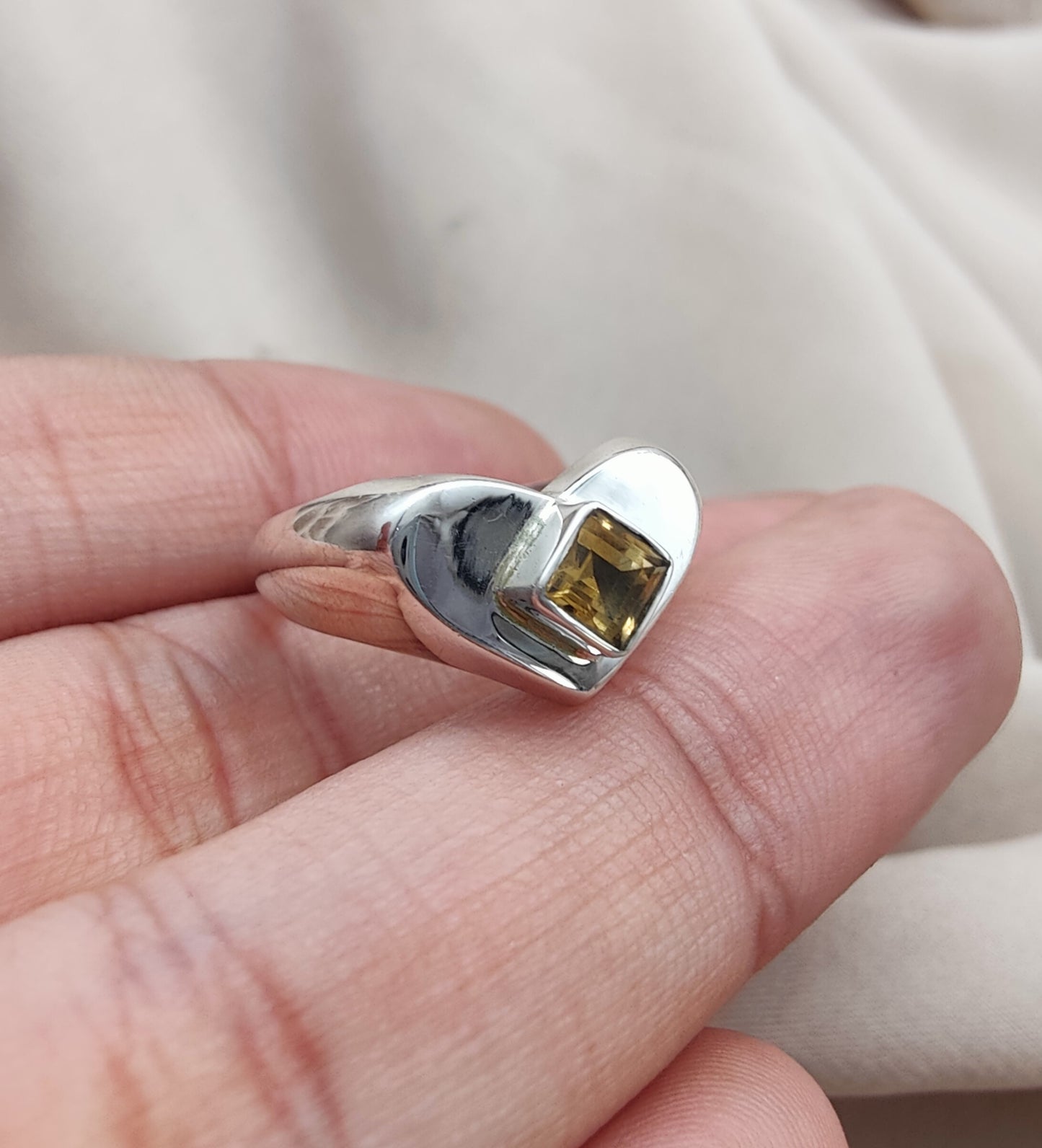925 SOLID STERLING SILVER NATURAL CITRINE GEMSTONE HANDMADE RING HEART DESIGN , ALL SIZES AVAILABLE