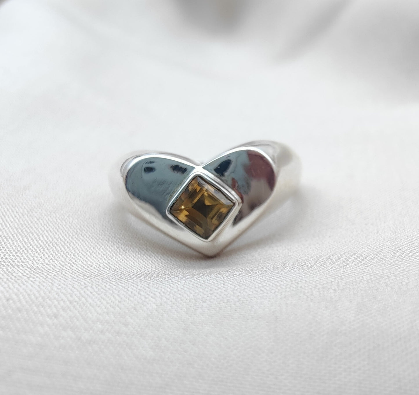 925 SOLID STERLING SILVER NATURAL CITRINE GEMSTONE HANDMADE RING HEART DESIGN , ALL SIZES AVAILABLE