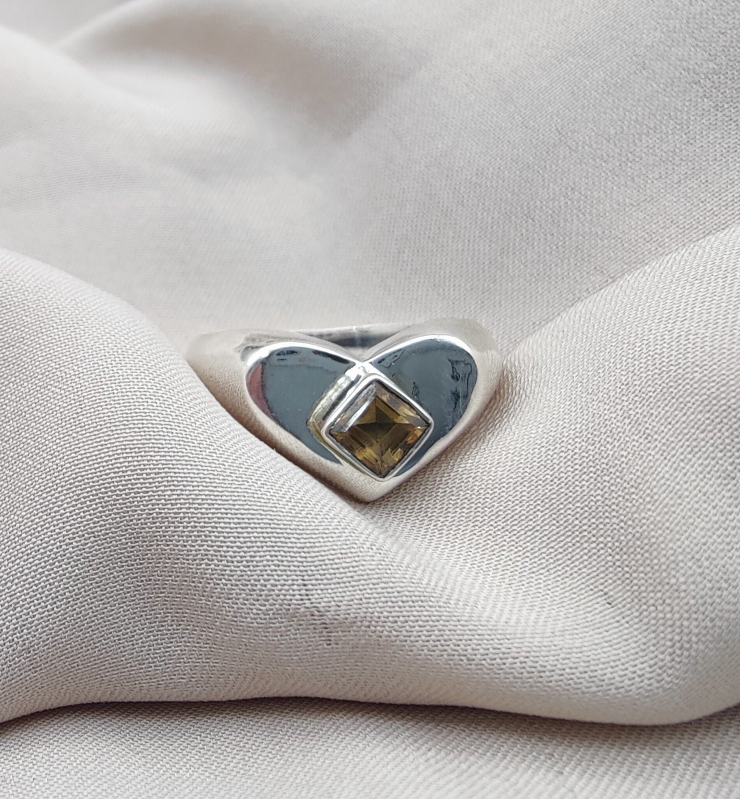 925 SOLID STERLING SILVER NATURAL CITRINE GEMSTONE HANDMADE RING HEART DESIGN , ALL SIZES AVAILABLE
