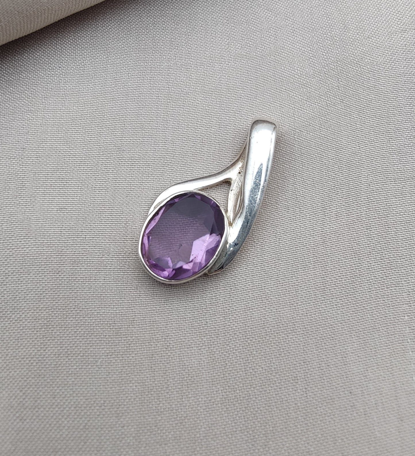 925 SOLID STERLING SILVER NATURAL AMETHYST GEMSTONE OVAL FACETED CUT SHAPE HANDMADE PENDANT