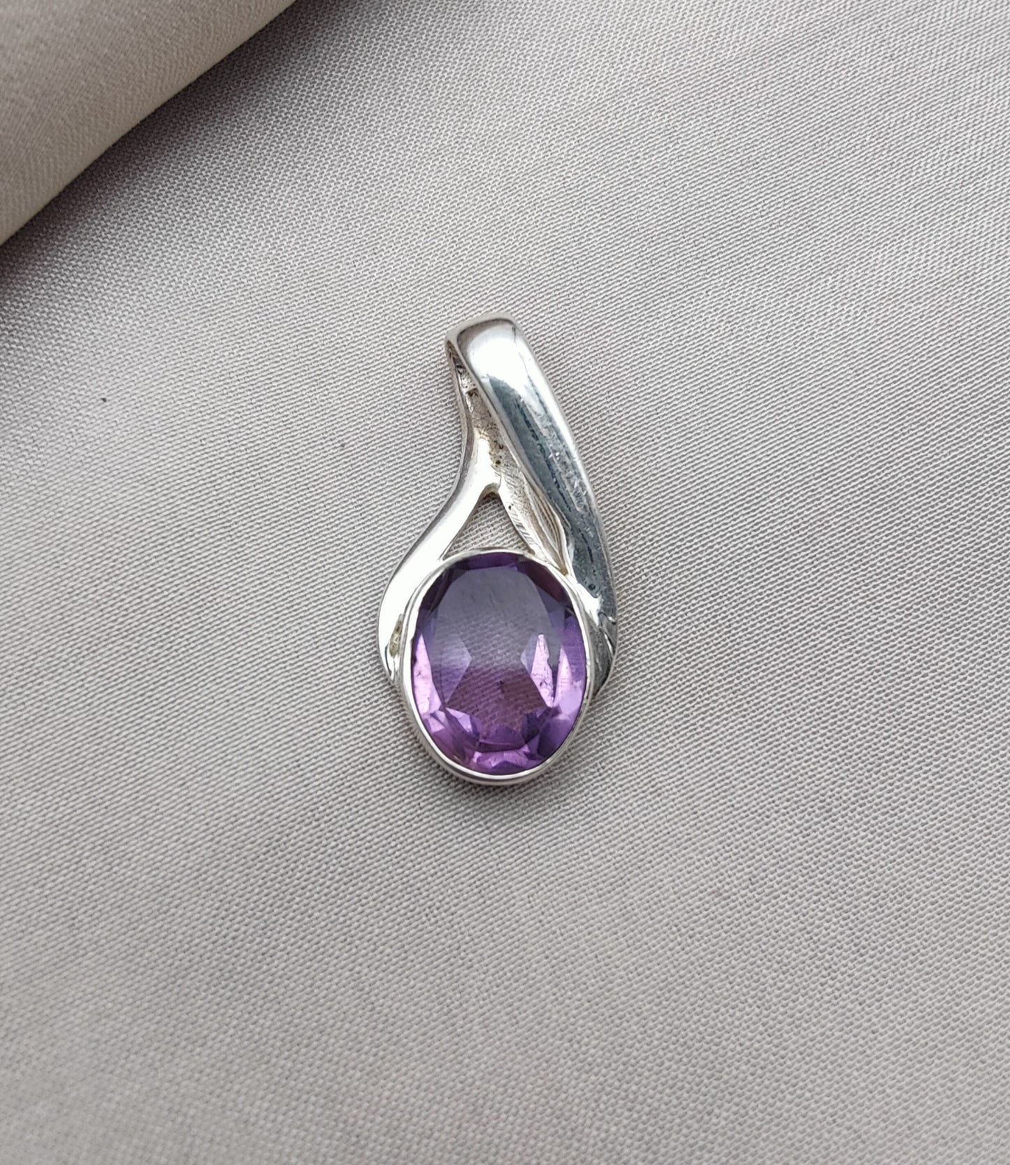 925 SOLID STERLING SILVER NATURAL AMETHYST GEMSTONE OVAL FACETED CUT SHAPE HANDMADE PENDANT