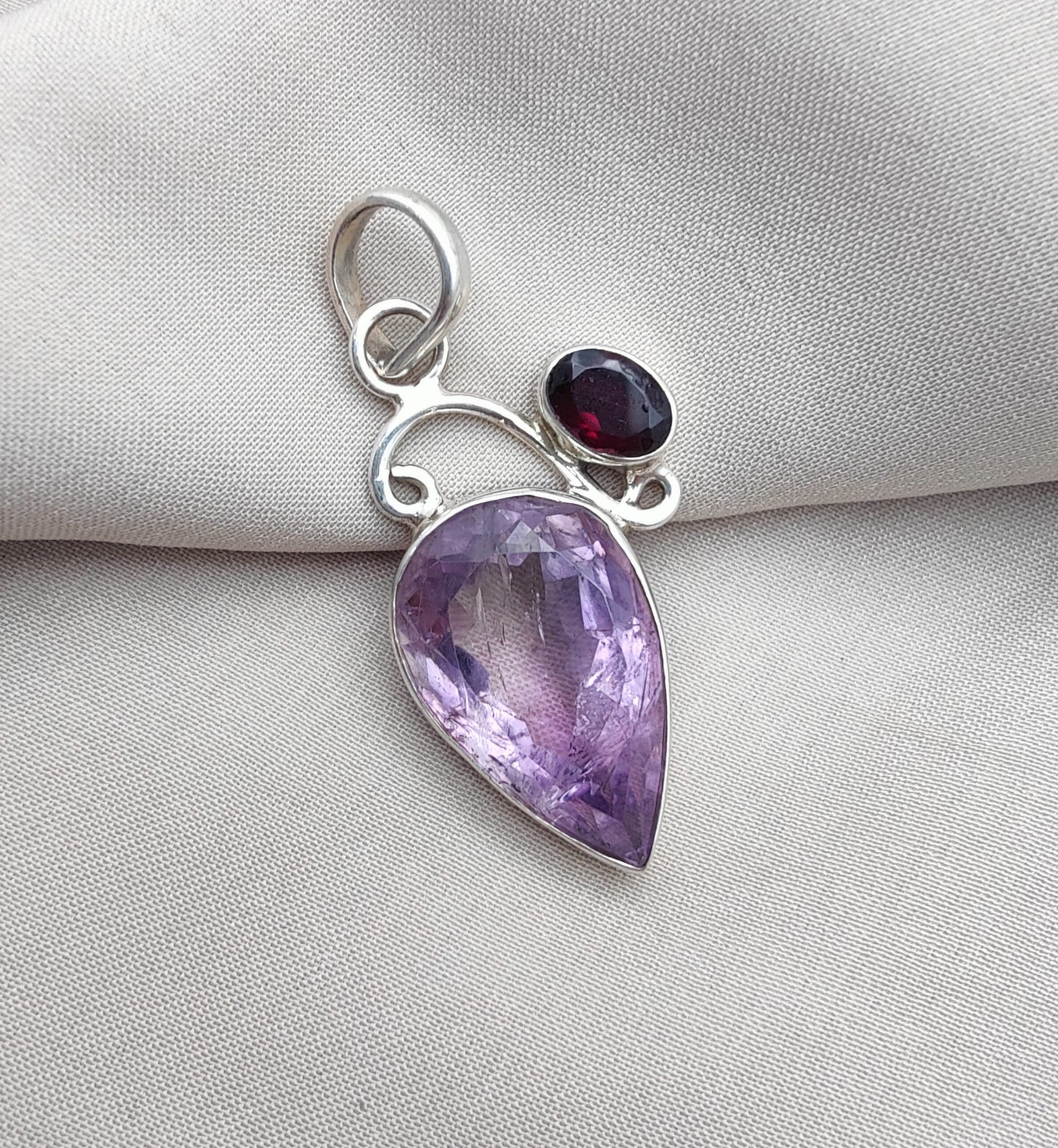 925 SOLID STERLING SILVER NATURAL AMETHYST AND GARNET GEMSTONE HANDMADE PENDANT
