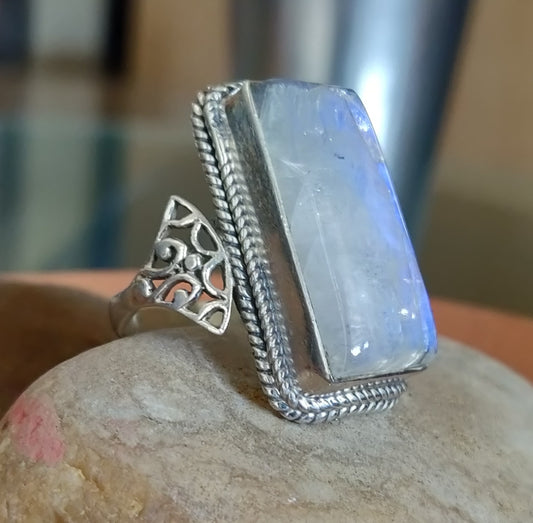 925 SOLID STERLING SILVER NATURAL RAINBOW MOONSTONE GEMSTONES HANDMADE RING, ALL SIZES AVAILABLE