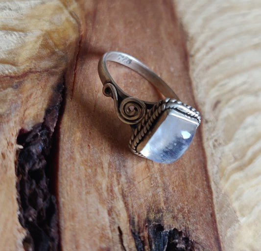 925 SOLID STERLING SILVER NATURAL RAINBOW MOONSTONE GEMSTONES HANDMADE RING, ALL SIZES AVAILABLE