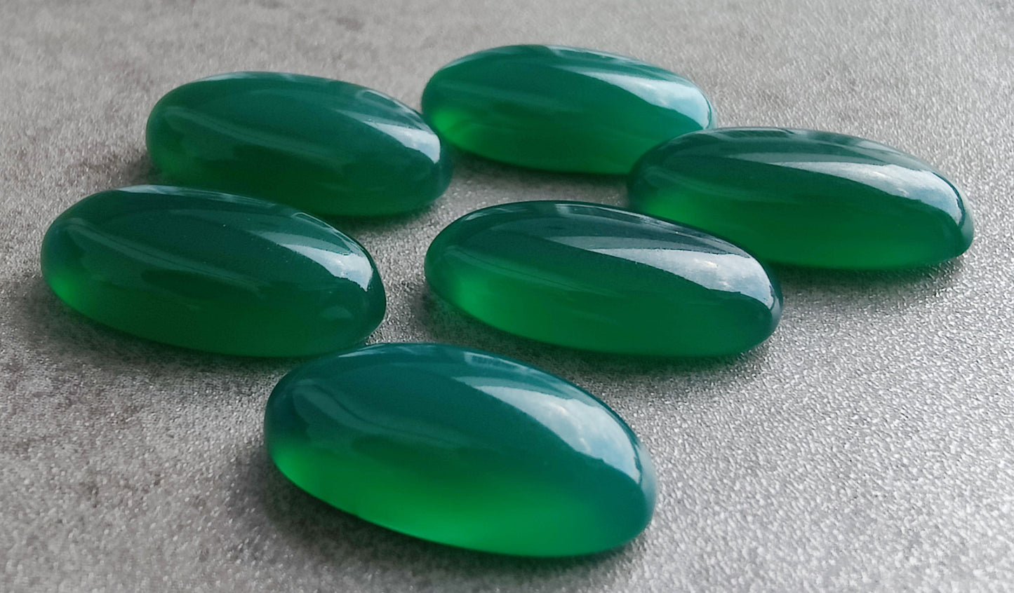 NATURAL GREEN ONYX CABOCHON FLAT BACK BIG OVAL SHAPE CALIBRATED GEMSTONES, ALL SIZES AVAILABLE