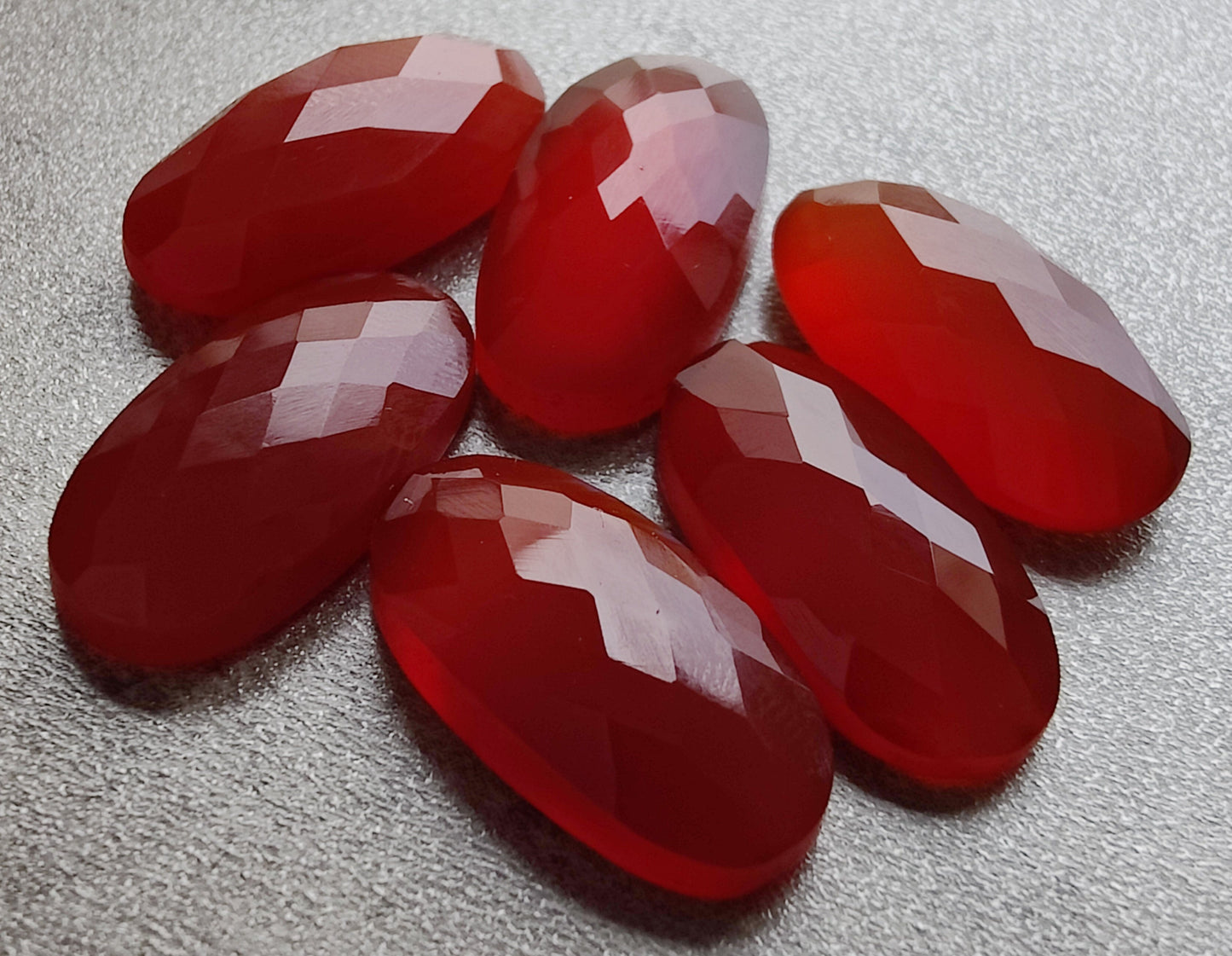NATURAL RED ONYX CHECKER CUT CABOCHON FLAT BACK BIG OVAL SHAPE CALIBRATED GEMSTONES, ALL SIZES AVAILABLE