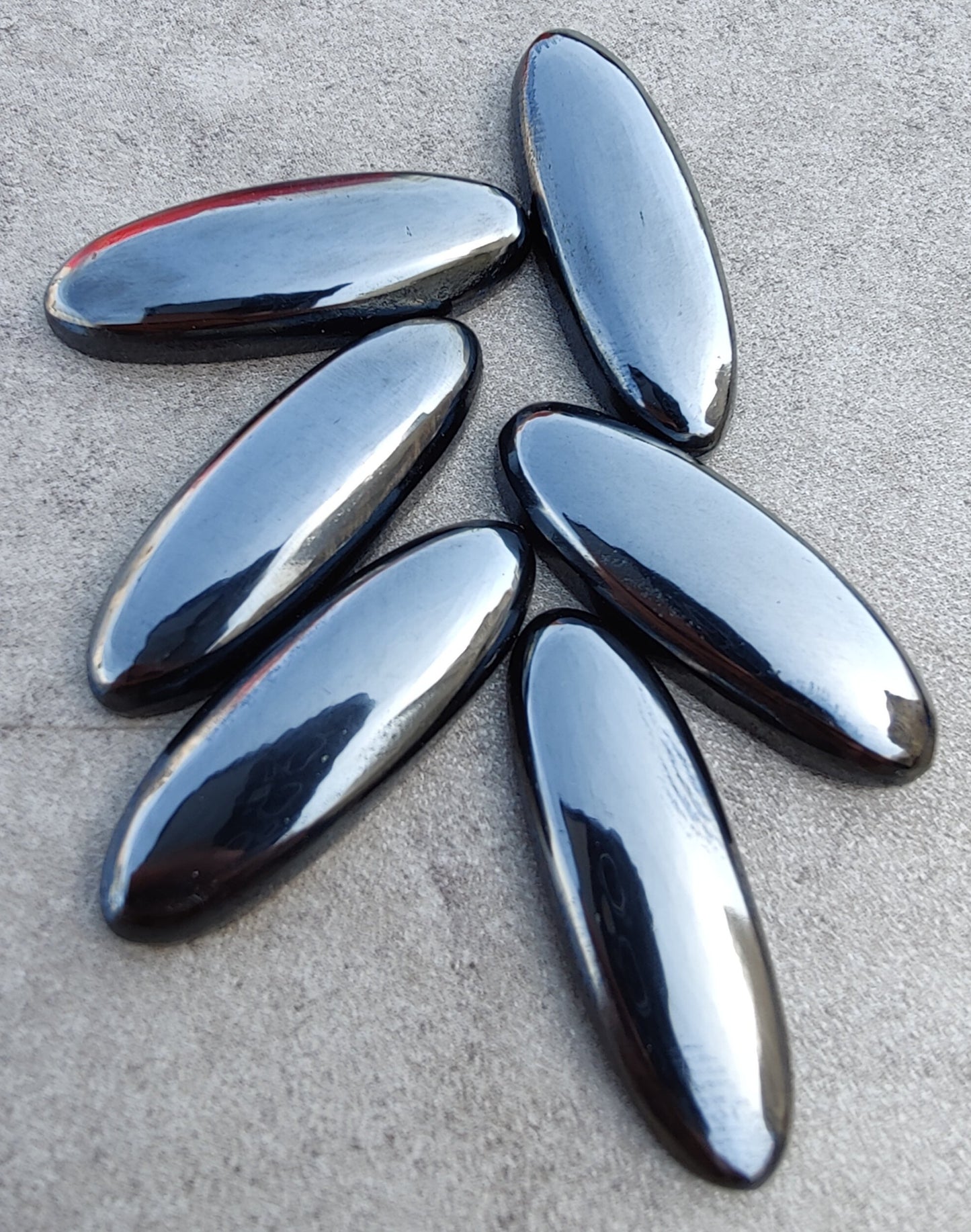 AAA+ QUALITY NATURAL HEMATITE BIG OVAL SHAPE CABOCHON FLAT BACK CALIBRATED BEDA SHAPE GEMSTONES, ALL SIZES AVAILABLE
