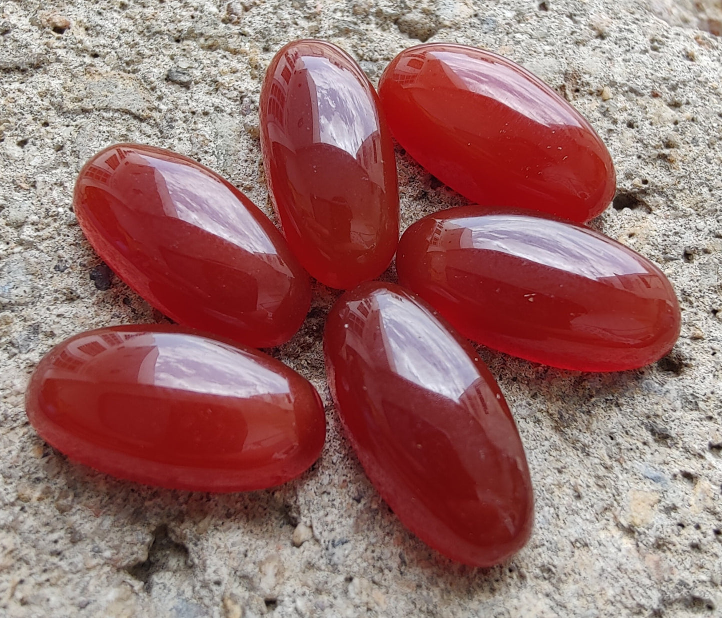 NATURAL RED ONYX CABOCHON FLAT BACK OVAL BEDA SHAPE CALIBRATED GEMSTONES, ALL SIZES AVAILABLE