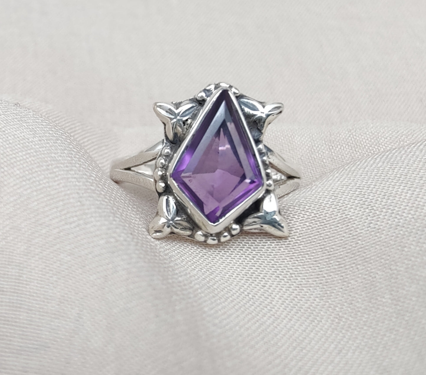 925 SOLID STERLING SILVER NATURAL AMETHYST GEMSTONE HANDMADE RING, ALL SIZES AVAILABLE