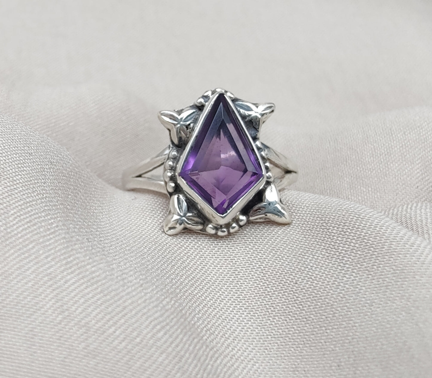 925 SOLID STERLING SILVER NATURAL AMETHYST GEMSTONE HANDMADE RING, ALL SIZES AVAILABLE