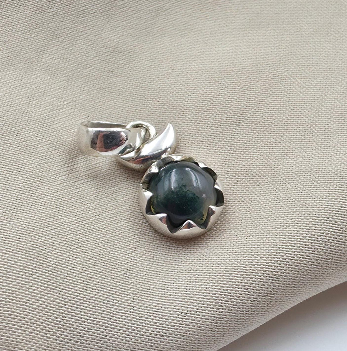 925 Sterling Silver Green Moss Agate Pendant Natural Round Cabochon Floral Gemstone Necklace Charm
