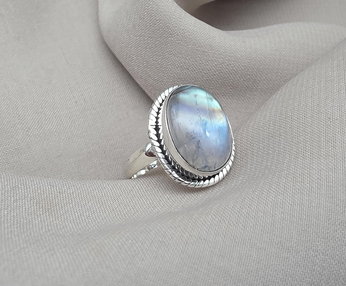 Rainbow Moonstone Ring : 925 Sterling Silver Blue Flash Crystal Ring June Birthstone Jewelry