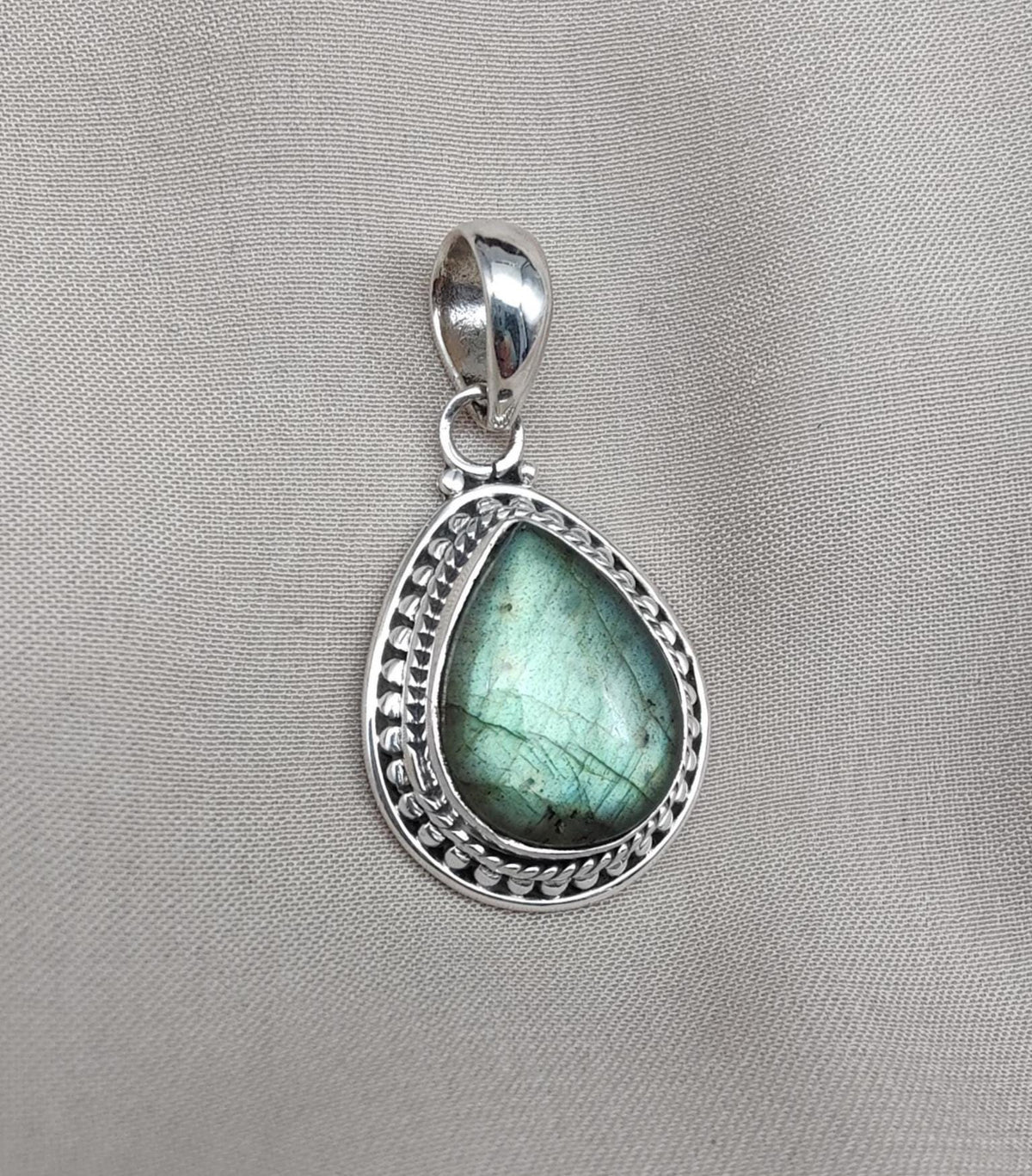 Labradorite Pendant Necklace: 925 Sterling Silver, Rainbow Flash, Boho Jewelry