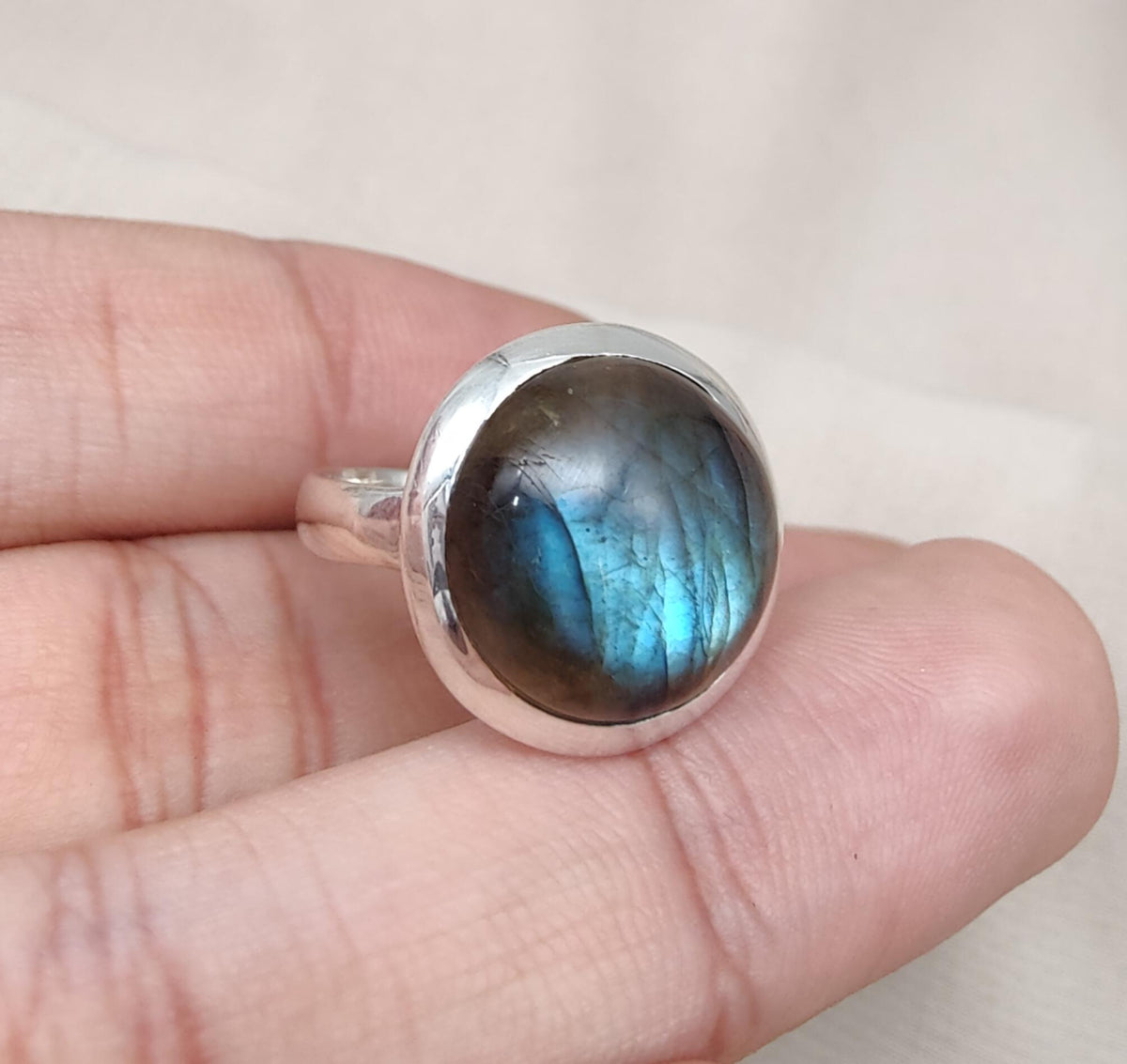 Blue Flash Labradorite Ring: 925 Sterling Silver Boho Jewelry