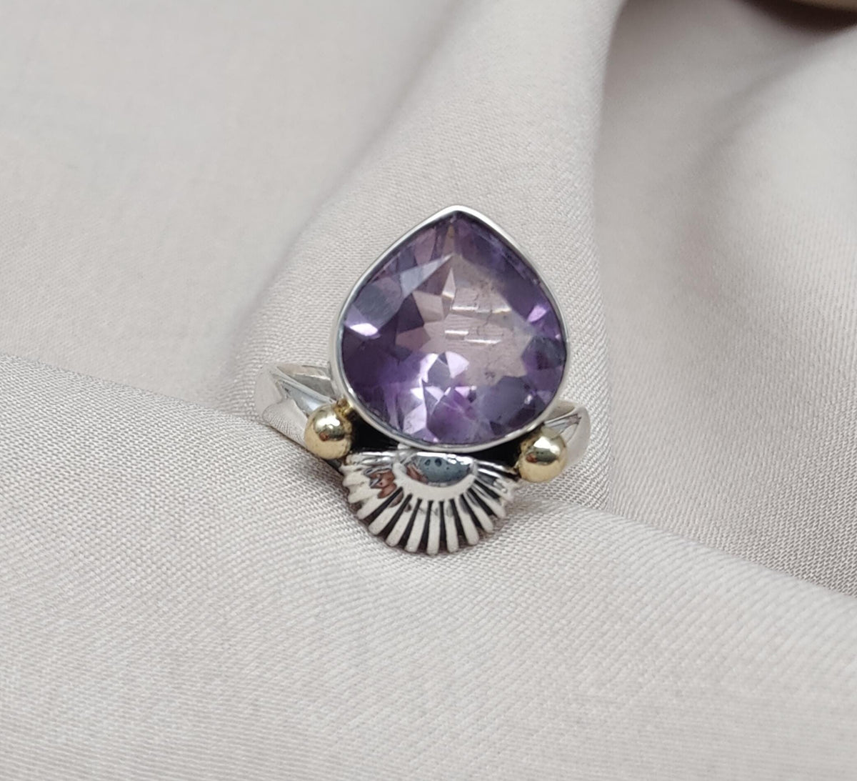 Amethyst Teardrop Ring: 925 Sterling Silver, Gold Shell Motif