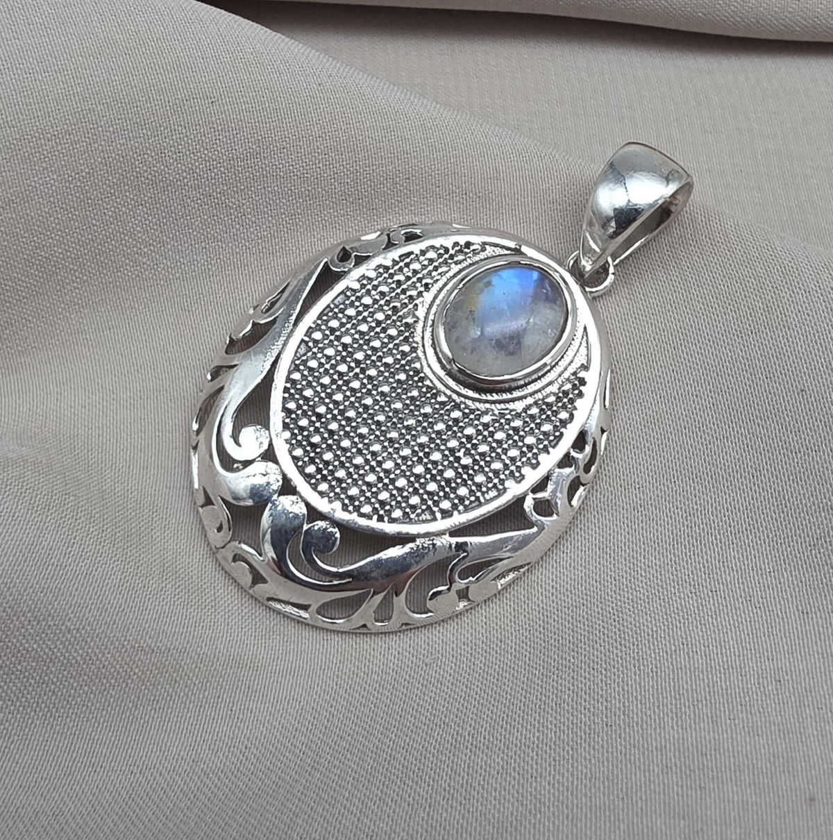Rainbow Moonstone Pendant 925 Sterling Silver Moon Design Necklace June Birthstone Crystal Jewelry Gift