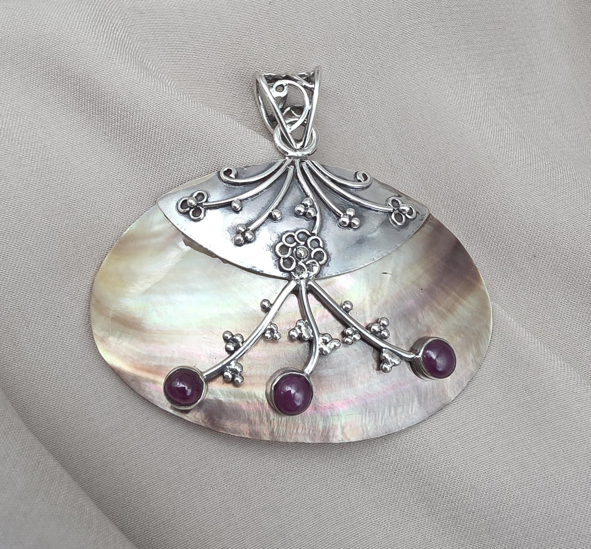 Mother of Pearl Silver Pendant Natural Ruby Cabochon Handmade 925 Sterling Silver Gemstone Jewelry