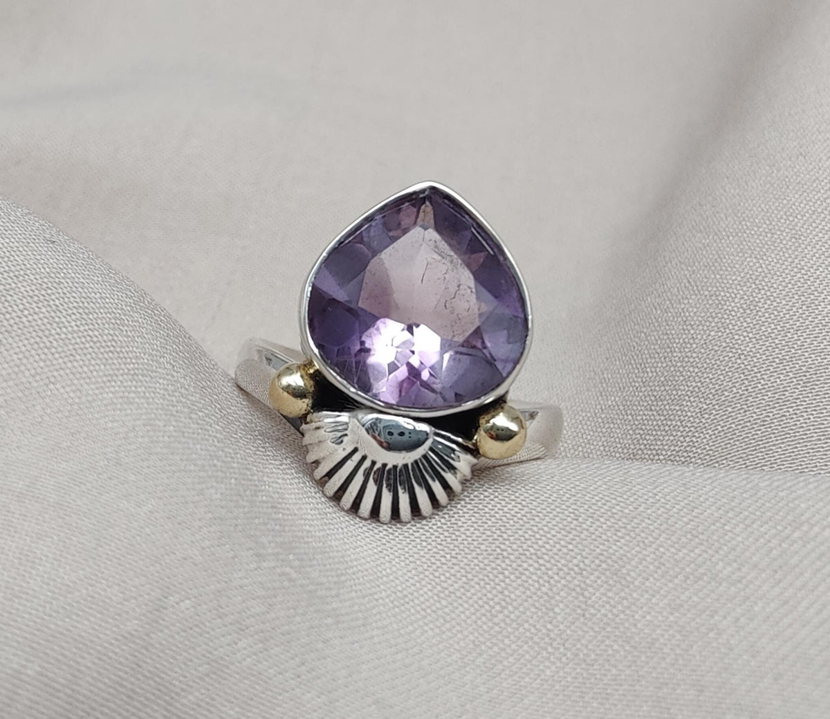 Amethyst Teardrop Ring: 925 Sterling Silver, Gold Shell Motif