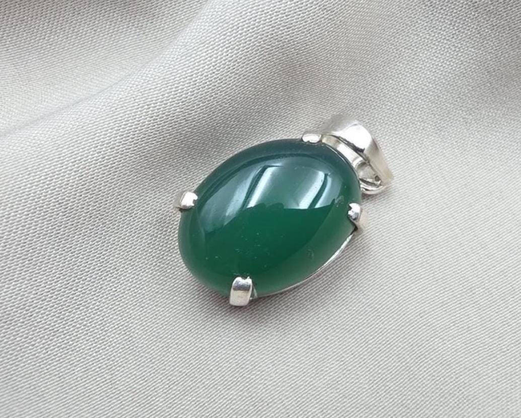 925 Sterling Silver Oval Green Onyx Pendant, Natural Gemstone Charm, Handmade Jewelry