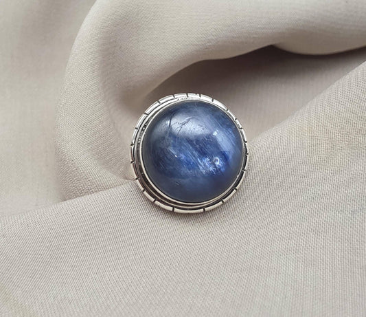 Handmade Teardrop Kyanite Sterling Silver Ring: Boho Filigree
