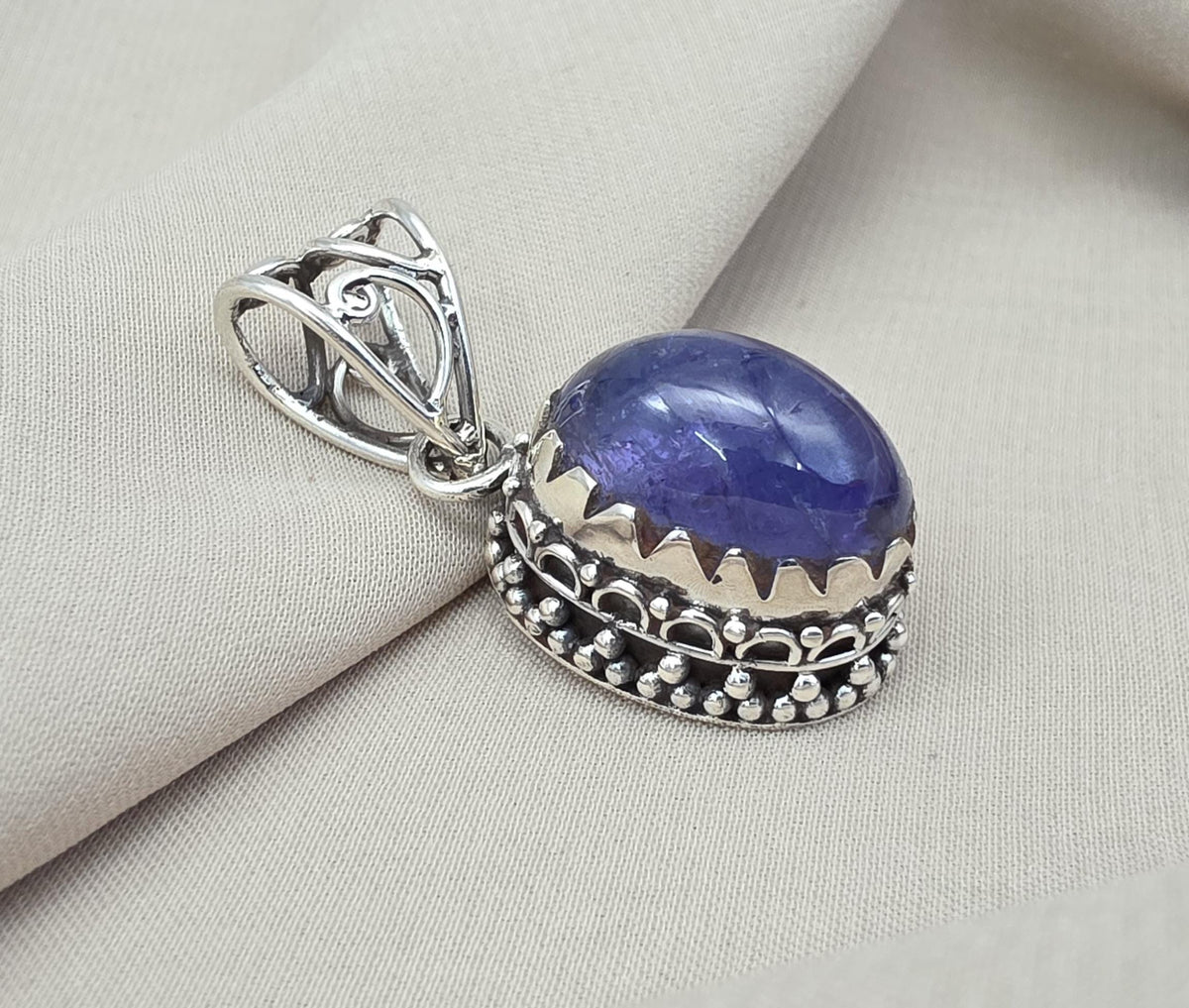 Natural Tanzanite Cabochon Pendant 925 Sterling Silver Handmade Blue Violet Gemstone Jewelry Gift