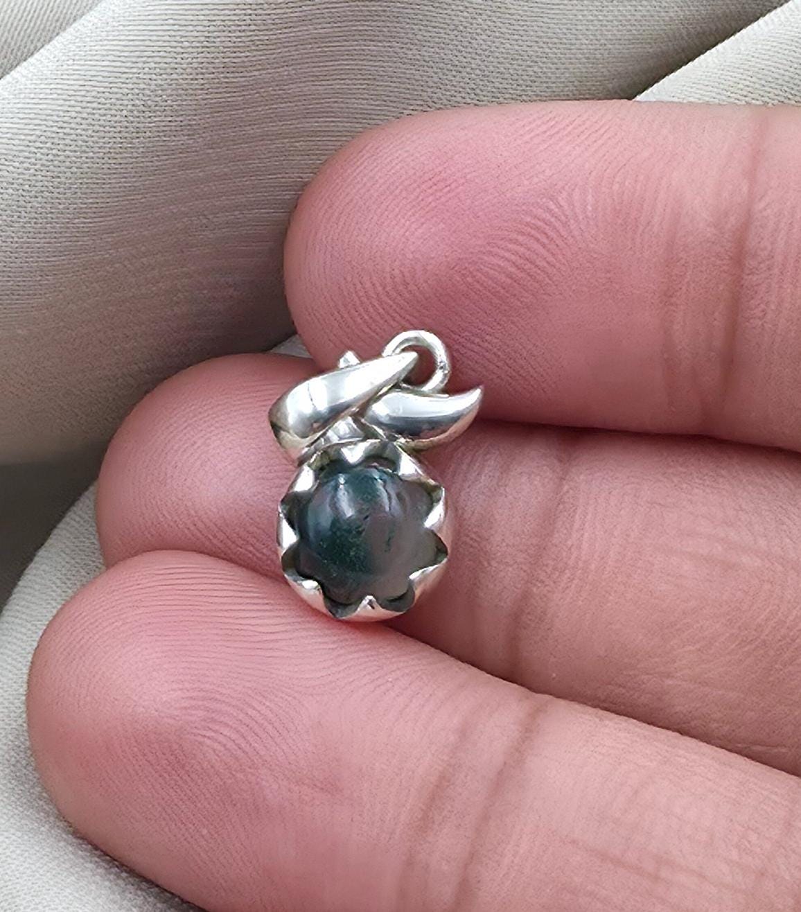 925 Sterling Silver Green Moss Agate Pendant Natural Round Cabochon Floral Gemstone Necklace Charm