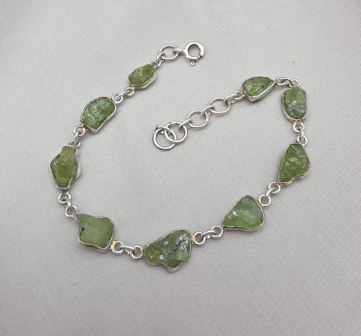 925 Sterling Silver Raw Peridot Bracelet Natural Green Gemstone Link Bracelet Handmade Boho Jewelry