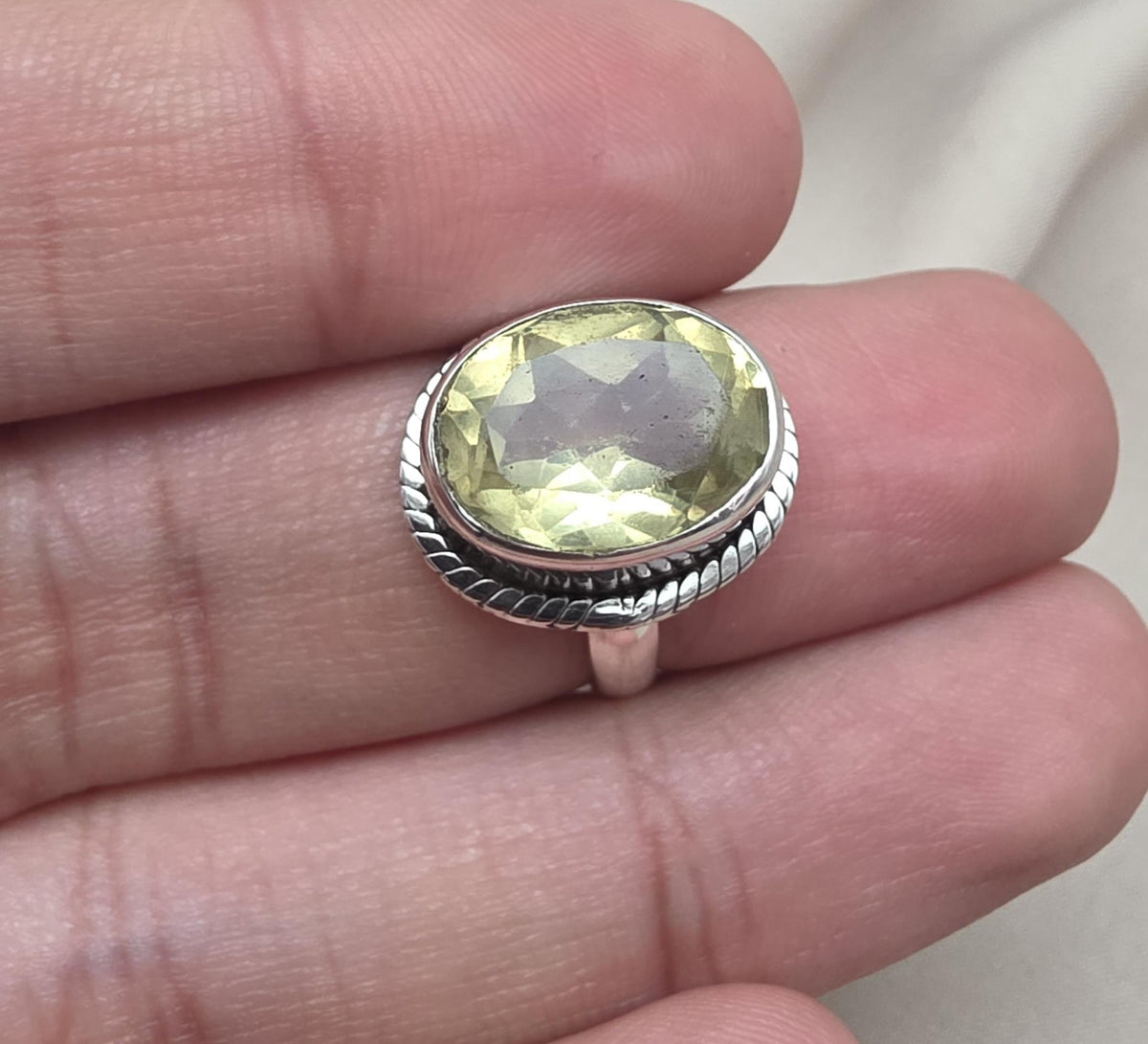 Lemon Quartz Ring : 925 Sterling Silver Oval Cut Gemstone Ring Vintage Statement Jewelry