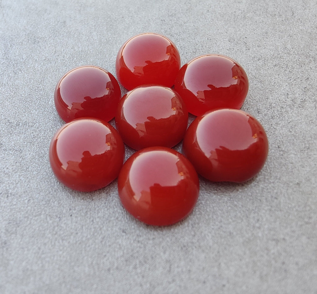 AAA+ Quality Natural Red Onyx Round Shape Cabochon Flat Back Calibrated Wholesale Gemstones, All Sizes Available