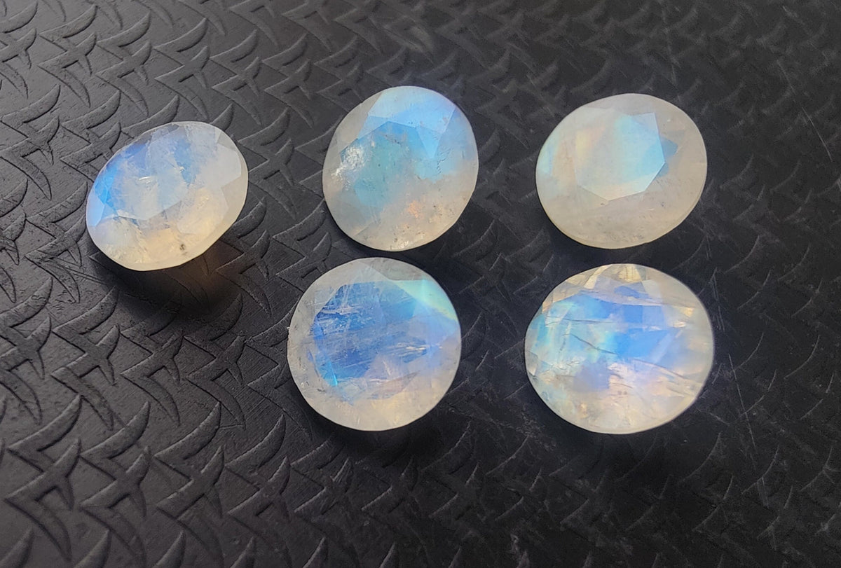 AAA+ Quality Natural Rainbow Moonstone Round Shape Faceted Cut Calibrated Wholesale Gemstones, Custom Sizes Available